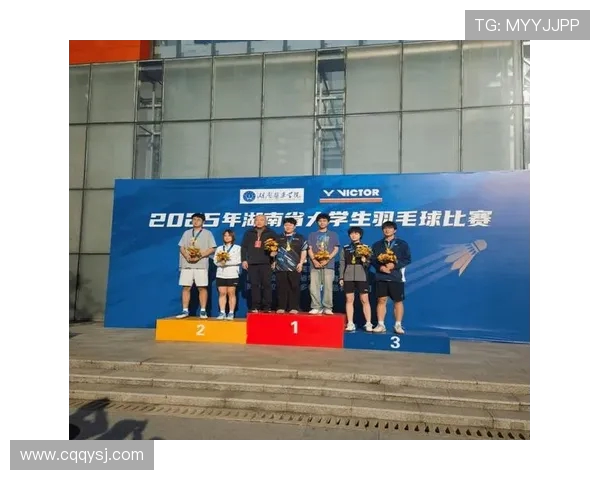 成都羽毛球队荣登全国配合排行榜第二名展现卓越实力与团队默契