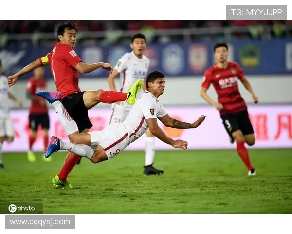 上海与恒大精彩对决录像回放分析及比赛亮点回顾