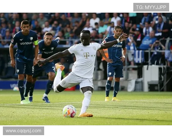 沙滩足球精彩对决乌克兰迎战德国争夺胜利的荣耀与激情