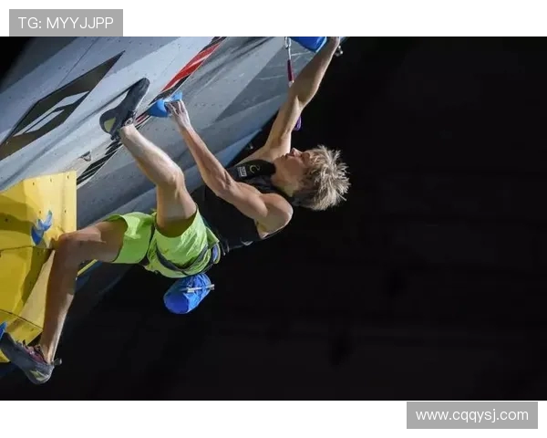 北京飞盘队在世界攀岩锦标赛中的速度表现引发热议与期待 北京飞盘队在世界攀岩锦标赛中的速度表现引发热议与期待